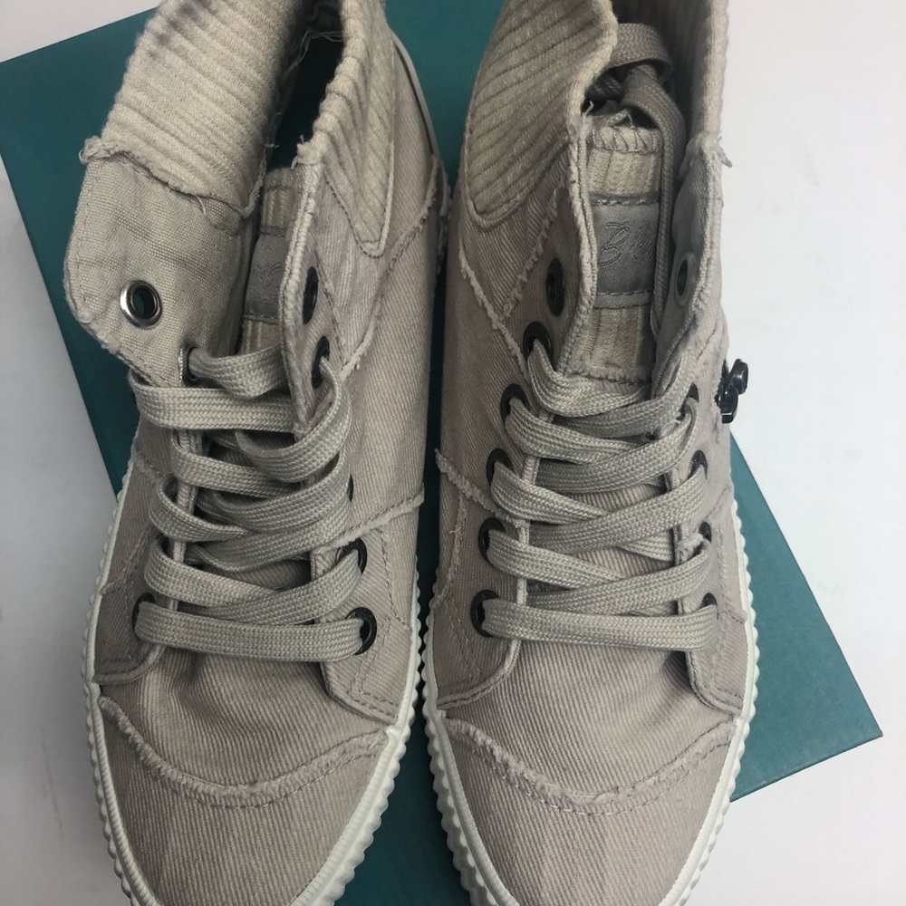 Blowfish shoes size 6.5